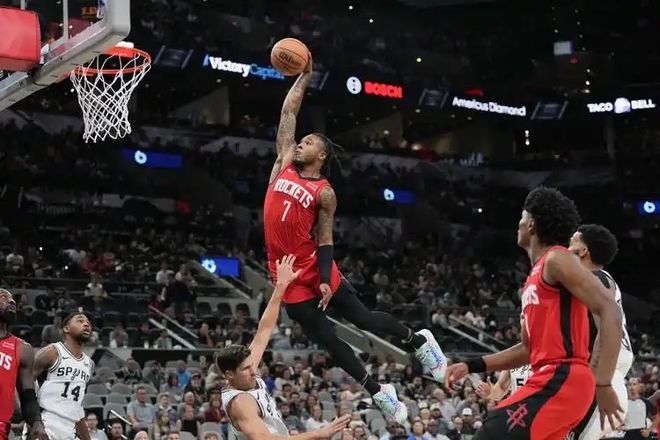  1日纪录莫兰特23+12改写队史 威少神三双前无古人 